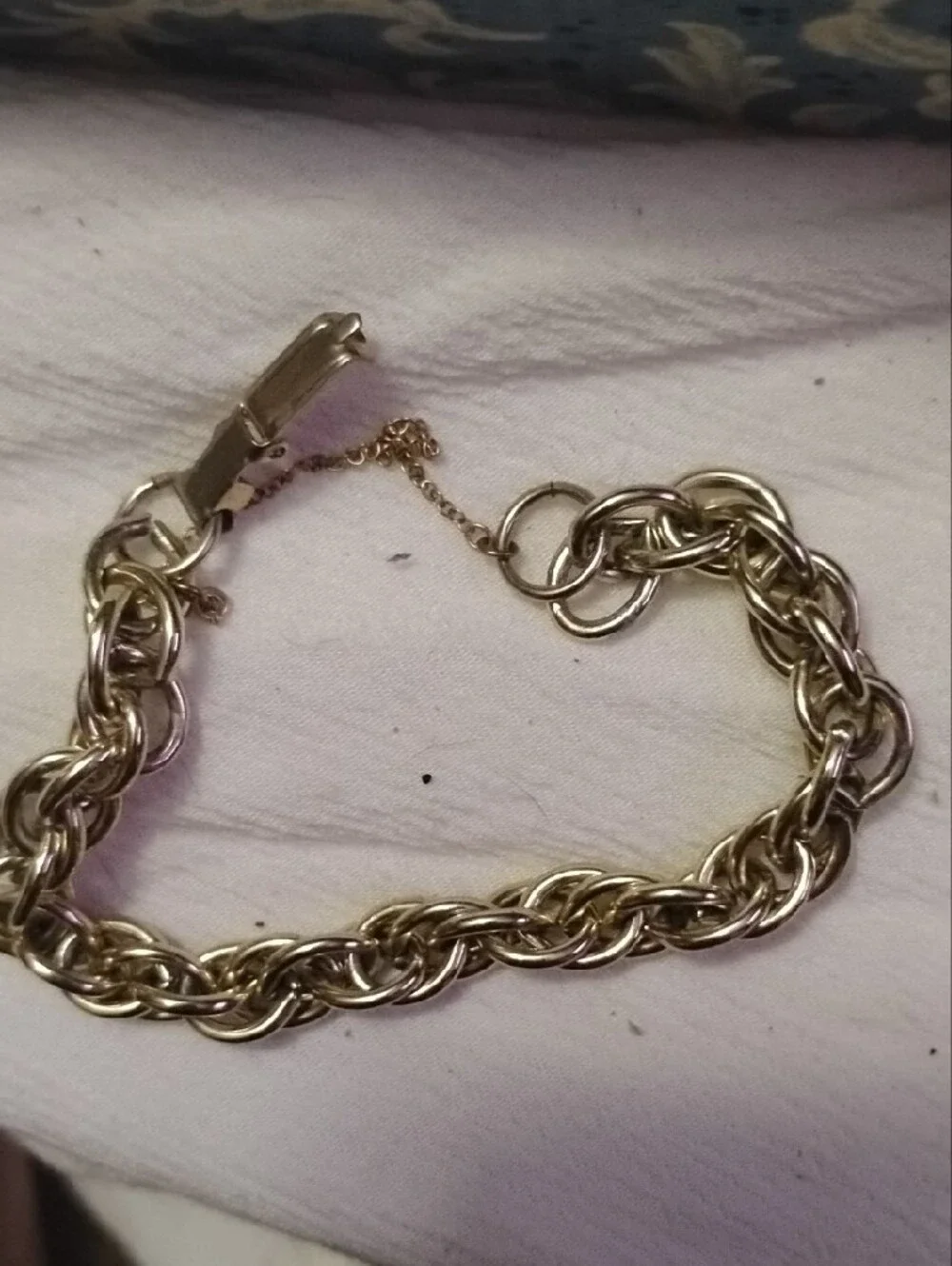 Source Unknown Gold Chain Link Bracelet for Women